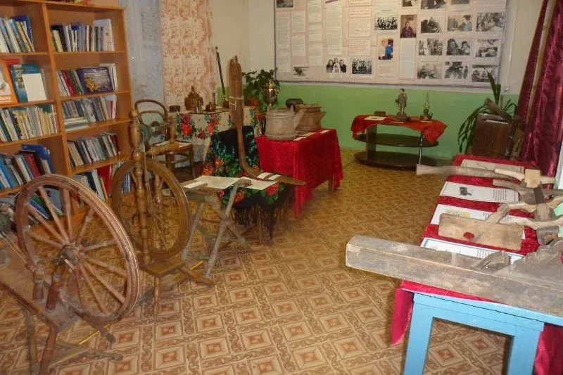 Сельская библиотека